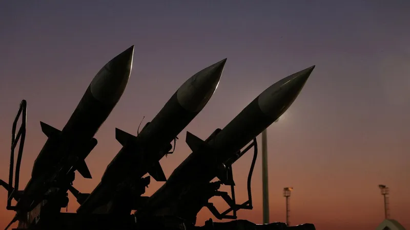 EEUU e Irán afirman haber intercambiado ataques mutuos