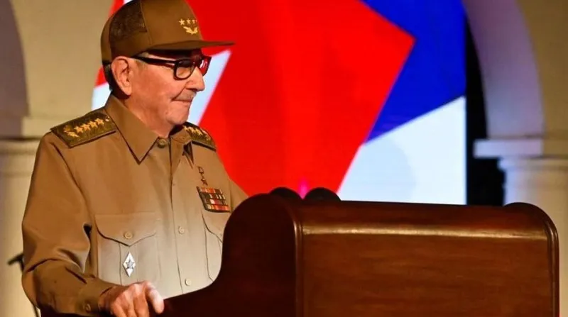 Díaz-Canel denuncia nueva maniobra política de Washington contra el General de Ejército Raúl Castro Ruz