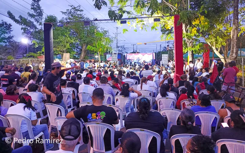 Tradicional vigilia revolucionaria para rendir homenaje a los Héroes y Mártires de La Reforma