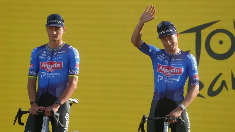 Los dos Jasper, protagonistas del cruel y brillante final de la 17ª etapa del Tour