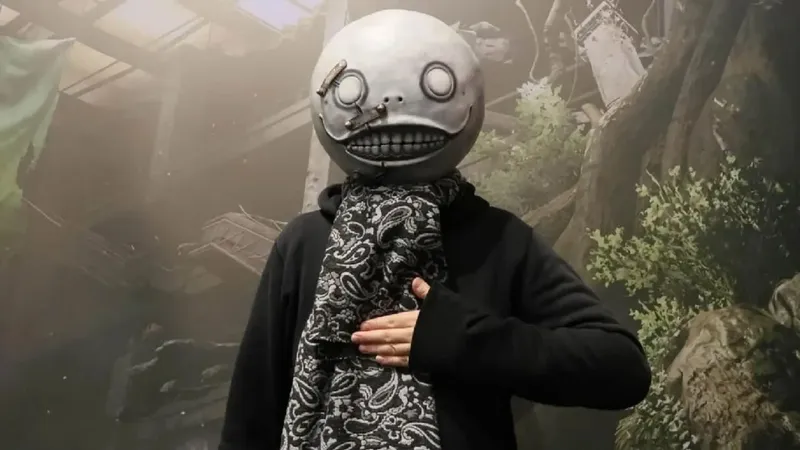 Yoko Taro confiesa que ya ha cumplido sus sueños como desarrollador con Drakengard y, a pesar del estrés, sigue trabajando para "prevenir la demencia"