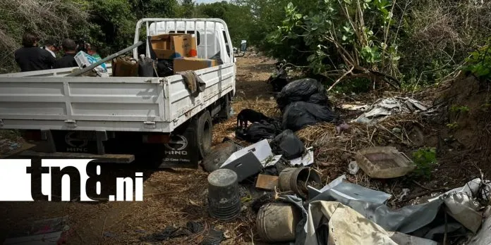Sorprenden a conductor depositando basura en sitio no autorizado en Ciudad Sandino