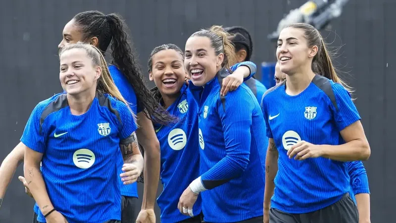Cata Coll: "Me encantaría que el Balón de Oro lo gane Patri Guijarro, sería feliz"