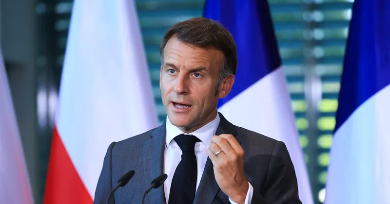 Macron convocará al G7 para evaluar una posible liberación de reservas de petróleo
