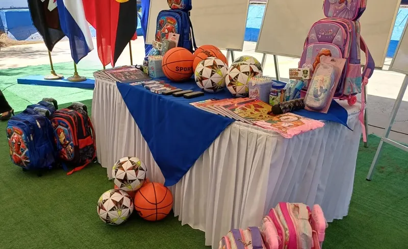 Empresa china entrega donación educativa a centro escolar de Managua