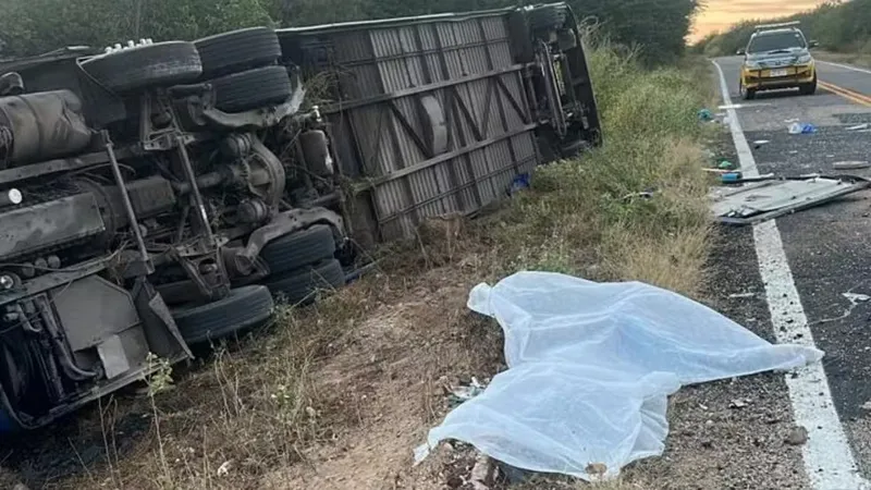 Un aparatoso accidente de autobús deja siete basquetbolistas muertos en Brasil
