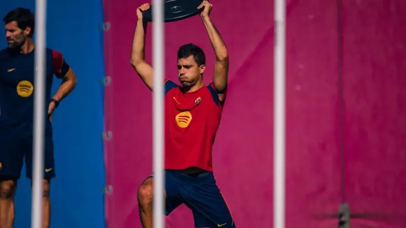 Flick anuncia el debut de Rodri ante el Athletic y la baja de Gavi para una semana