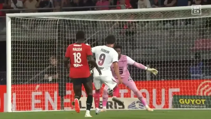 ¡Oh Ferran! Doblete en su debut con el Paris Saint-Germain