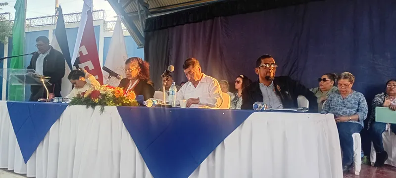 Cabildo del Distrito III recoge demandas de las familias para proyectos 2027