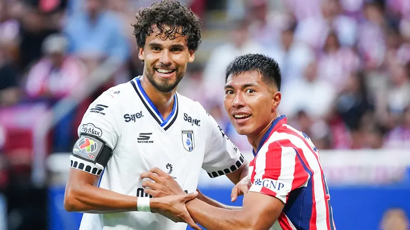 Sucedió lo impensado: Querétaro bailó a las Chivas