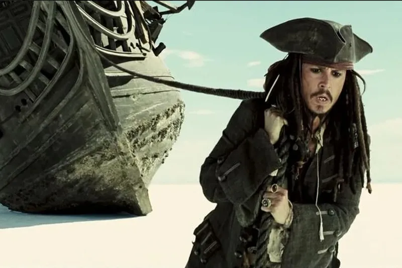 Johnny Depp acabó tan frustrado y cansado durante el rodaje de una sola escena de Piratas del Caribe 3 que pidió un doble de acción