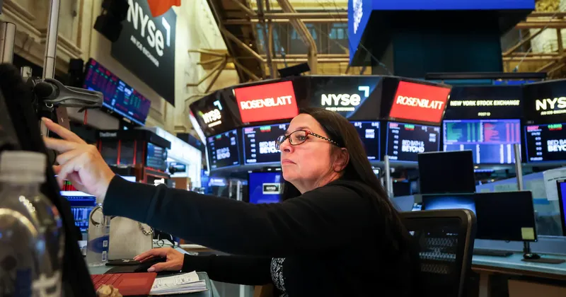 Cuatro escenarios para Wall Street y estrategias de inversión hasta junio de 2027, según UBS