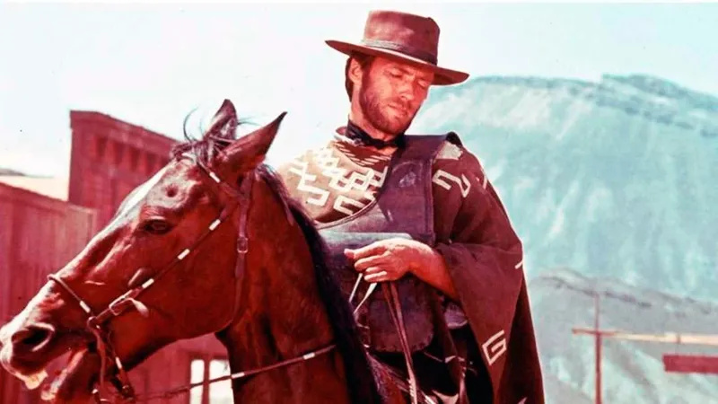 "Trata a los actores como caballos": Tom Hanks recuerda la primera y última vez que trabajó a las órdenes de Clint Eastwood