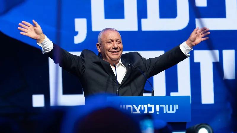 Líder opositor israelí: “Los sondeos apuntan a una completa desconfianza en Netanyahu”
