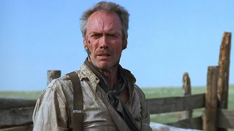 Clint Eastwood recibió una crítica destructiva del guion de 'Sin perdón' y la enmarcó en su oficina: Hizo la película igualmente y ganó el Oscar