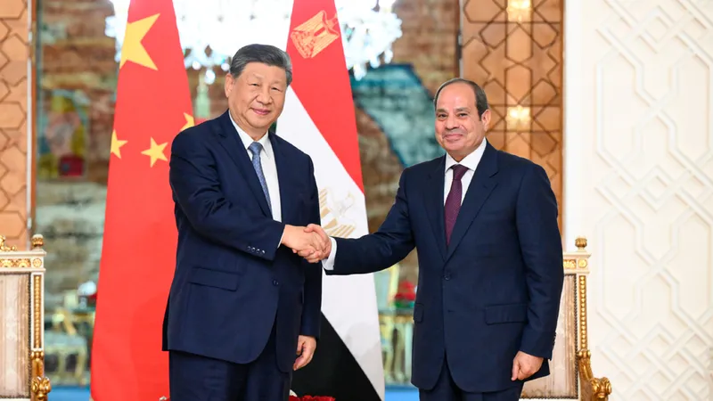 China y Egipto amplian alianza con nueva inversión en el Canal de Suez