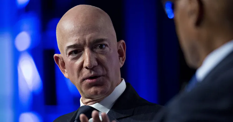 De Stevens a Bezos: los 10 multimillonarios que más acciones vendieron en el tercer trimestre