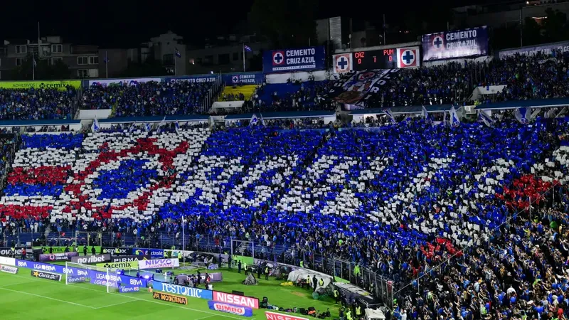 Cruz Azul rompe con el Estadio Azteca por cambios de contrato; pide regresar a su antigua casa