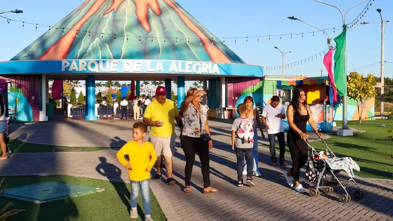 Puerto Salvador Allende y parque La Alegría, espacios favoritos para disfrutar en familia