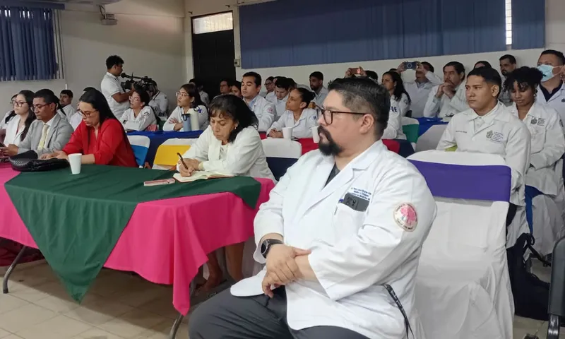 Médicos nicaragüenses actualizan conocimientos sobre derrames pleurales