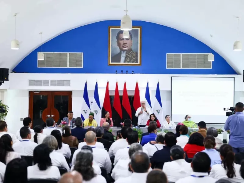 Más de 3 mil servidores públicos respaldan reforma constitucional en Nicaragua