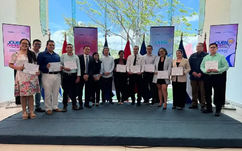 Premiamos Juventud Científica e Investigadora