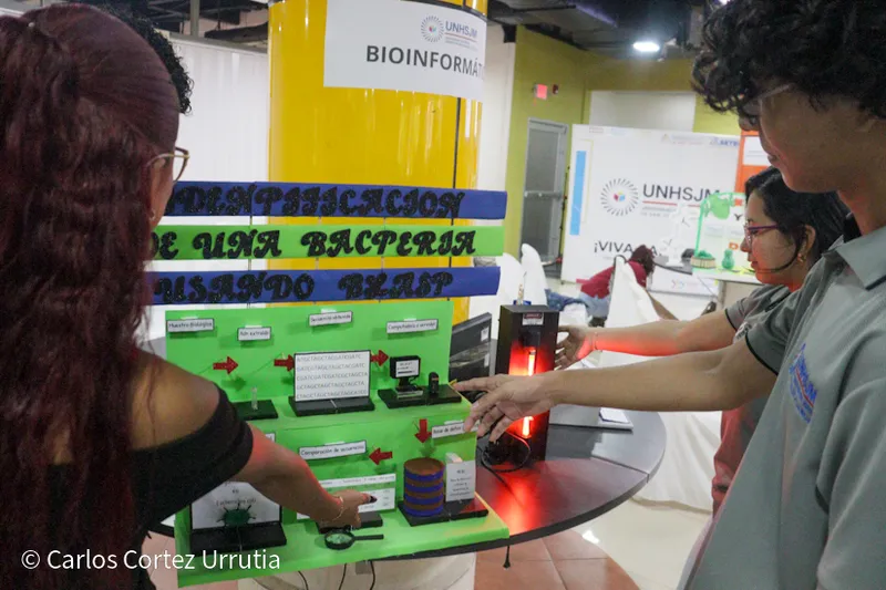 Universitarios presentan proyectos basados en la innovación biotecnológica