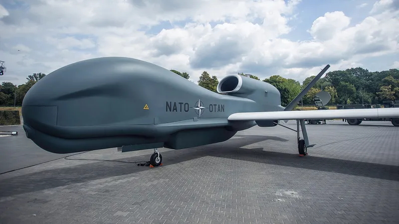 El plan que teje la OTAN sobre drones en plena histeria antirrusa