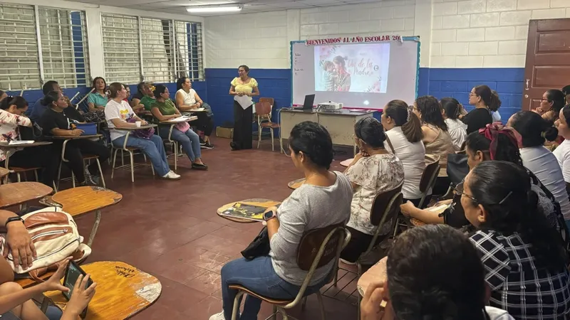 MINED realiza quinto Encuentro Pedagógico con maestros del Distrito II de Managua