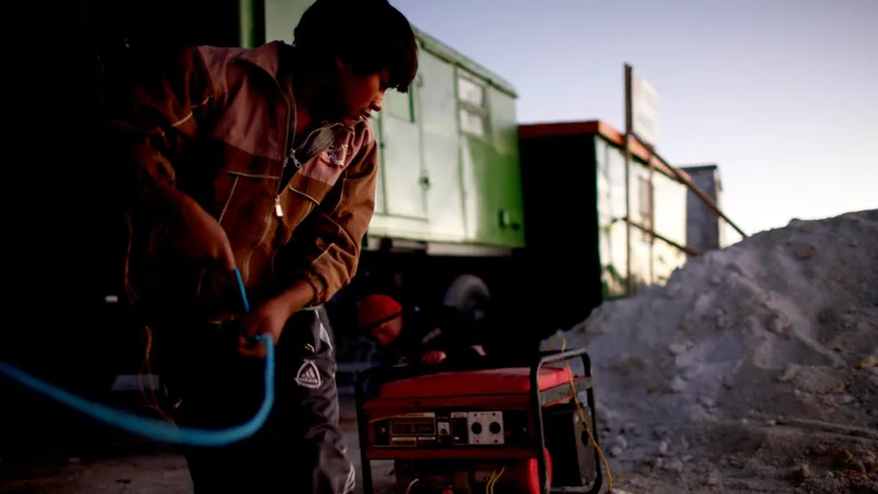 Lucha contra la crisis: Bolivia autoriza la importación de diésel para empresas privadas