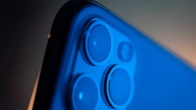 Con iOS 27 Apple hace que tu iPhone antiguo funcione más rápido y por más tiempo