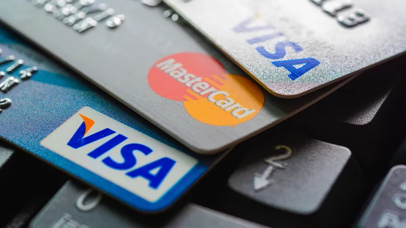 Trump busca un jaque para eliminar al principal competidor de Visa y Mastercard en Brasil