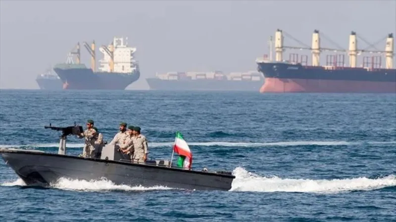 CGRI: Irán tiene un control “absolutamente firme” sobre Ormuz