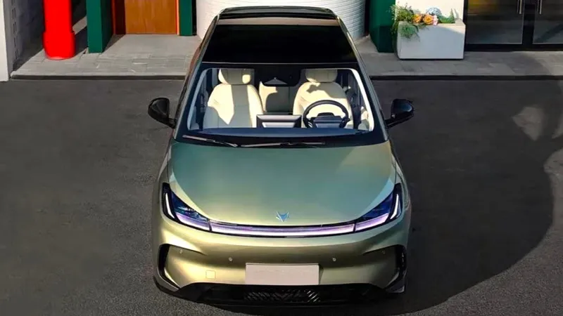 Hasta 550 km de autonomía por 8.100 euros: la nueva pesadilla de BYD y Geely