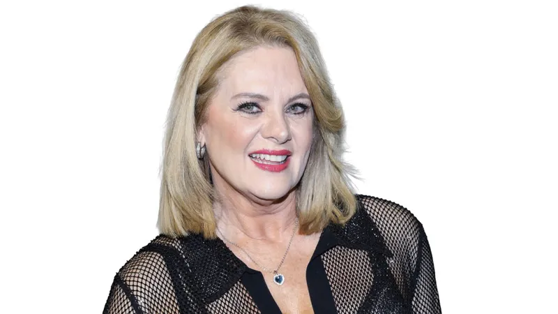 Erika Buenfil nos confiesa por qué NO SE ATREVE a entrar a La Casa de los Famosos México: “Da miedo”