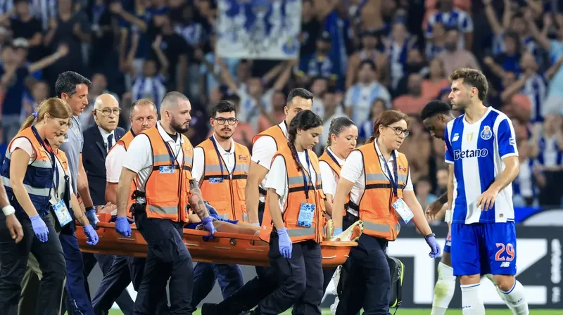 Santiago Giménez se estrena con el Porto en una vibrante remontada en Portugal