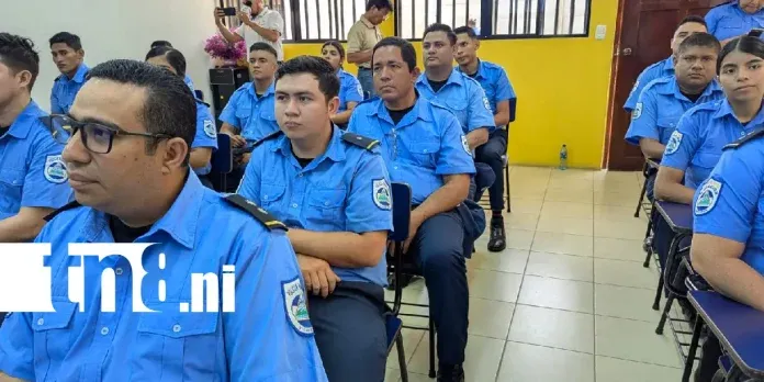 Escuela de Migración abre oportunidades de aprendizaje con curso de ofimática