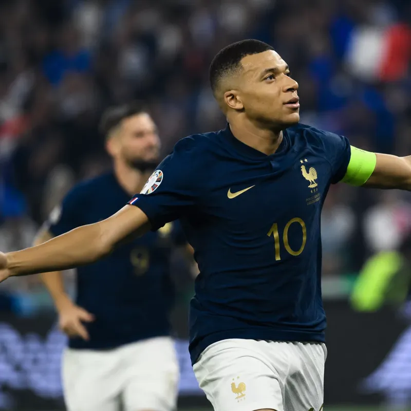 Kylian Mbappé hace historia guiando a Francia a su primera victoria en el Mundial