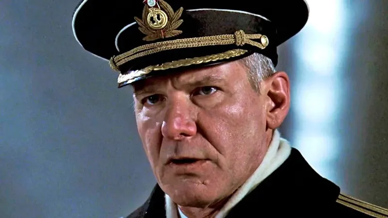"La película es única": Harrison Ford está orgulloso de este emocionante thriller bélico, que fue injustamente ignorado en los cines