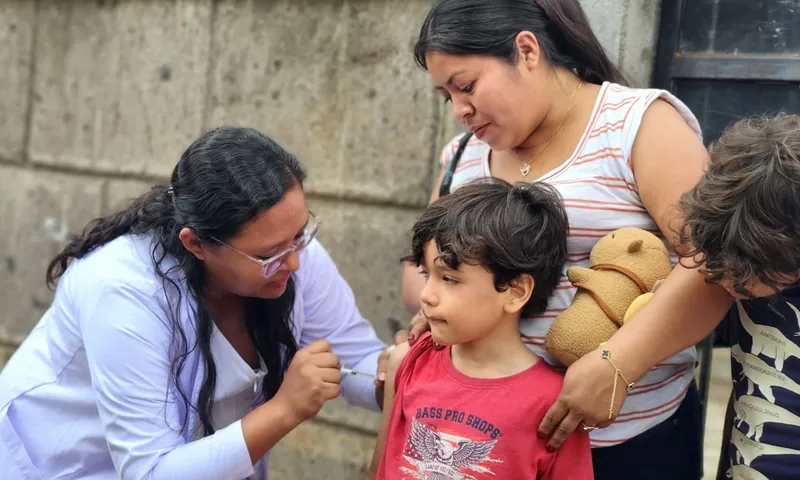 Brigadas médicas atienden a las familias del barrio Dios Proveerá
