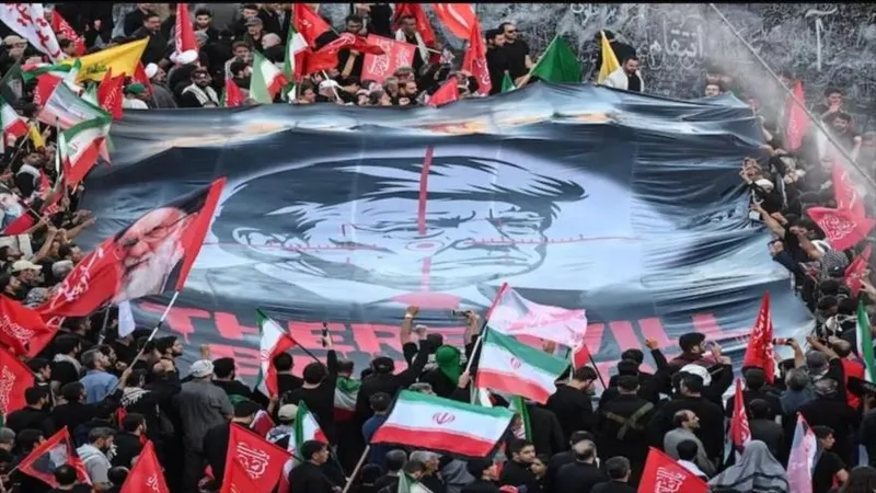 Alto cargo iraní advierte al “delirante” Trump: habla con los iraníes con respeto