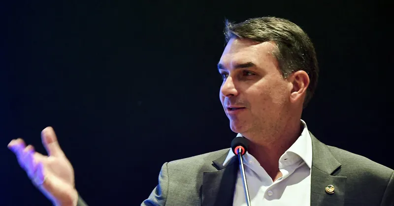Bolsonaro nombra a la exdirectora de Caixa como asesora económica en su campaña presidencial