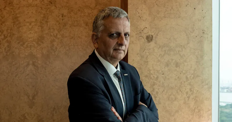 Nafta en noviembre: Marín anticipa que YPF no bajará precios aunque caiga el petróleo
