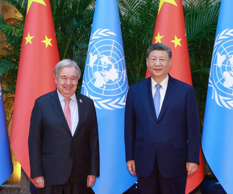 Xi expresa firme apoyo a ONU en reunión con Guterres