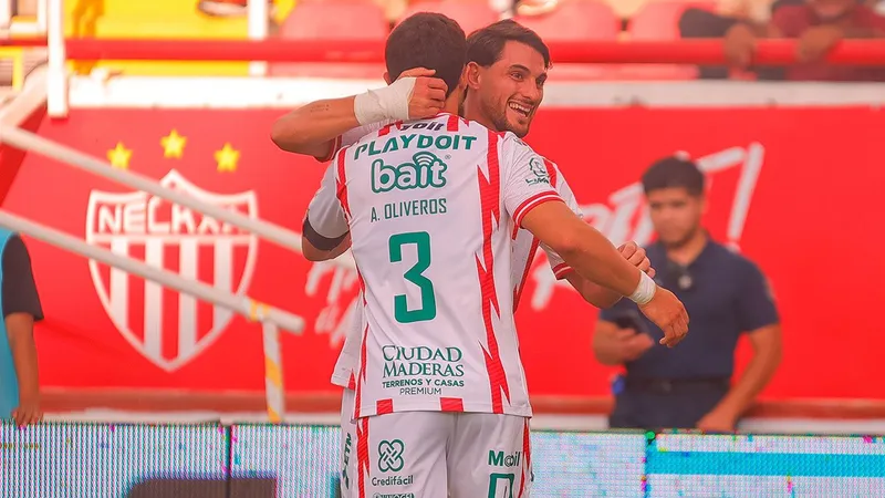 Necaxa amarga el debut de Orbelín Pineda con Rayados