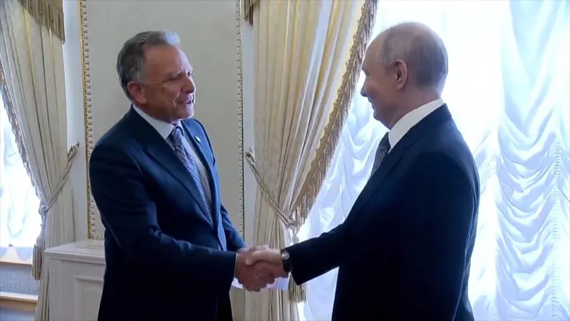 Putin confirma disposición de Rusia a reanudar diálogo con EEUU y Ucrania