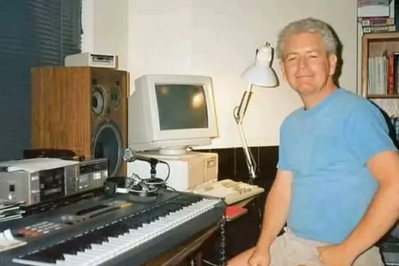 Hoy todos los jugadores están tristes. Bobby Prince, compositor de DOOM y figura legendaria de la industria, ha fallecido