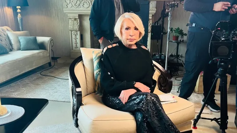 Amigos de Laura Bozzo le desean lo mejor mientras sigue hospitalizada; la esperan con oferta para hacer teatro en “Las Leonas”