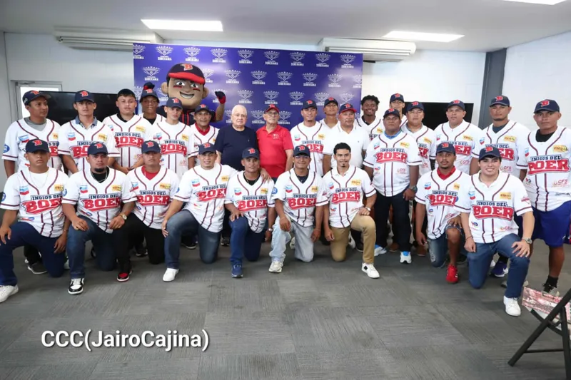 Bóer U23 presenta sus uniformes con la meta de conquistar el bicampeonato