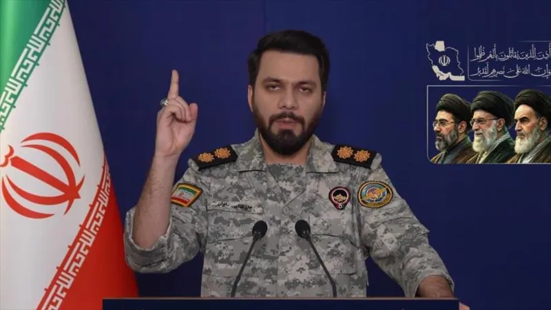 Irán advierte de respuestas más devastadoras y alerta a aliados de EEUU